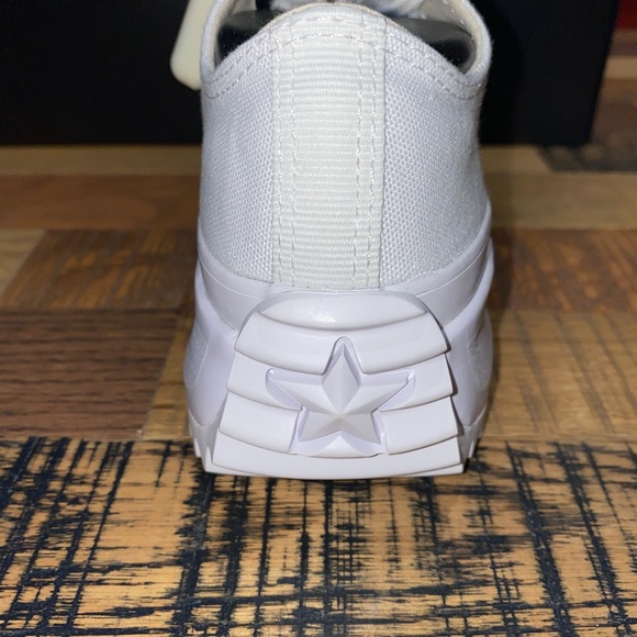 New Converse Run Star Hike Low Platform All White Sneaker - Picture 6 of 6